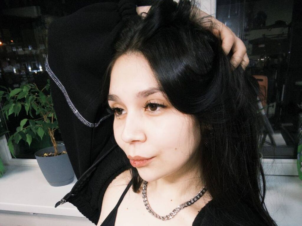 MiraHills></p>

       
    </div>
    </div>
</div>
<div class=